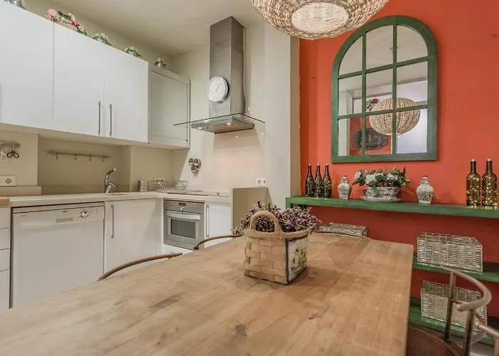 Fam Sevillian Townhouse