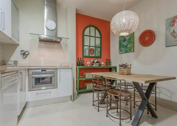 Fam Sevillian Townhouse